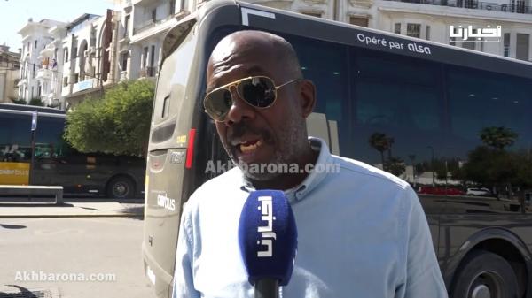 بيضاويون يستنكرون تخريب الحافلات الجديدة بعد ساعات قليلة من دخولها الخدمة